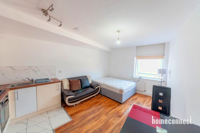 1 Bedroom Studio To Rent In Cranbrook Road, Ilford, IG1