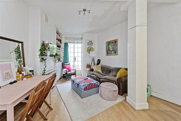 1 Bedroom Flat To Rent In Cumberland Street, London, SW1V