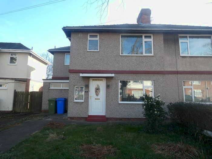 3 Bedroom Semi-Detached House To Rent In First Avenue, Blyth, NE24