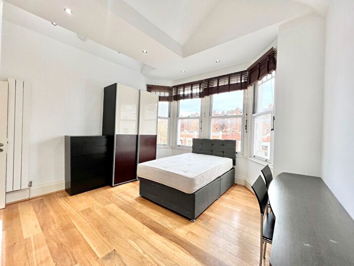 Studio To Rent In Inglewood Mansions, West End Lane, NW6