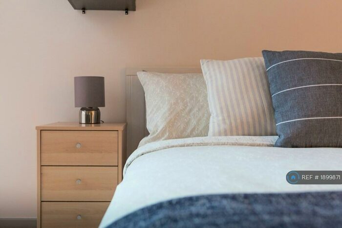 1 Bedroom Flat To Rent In The Oxygen, London, E16