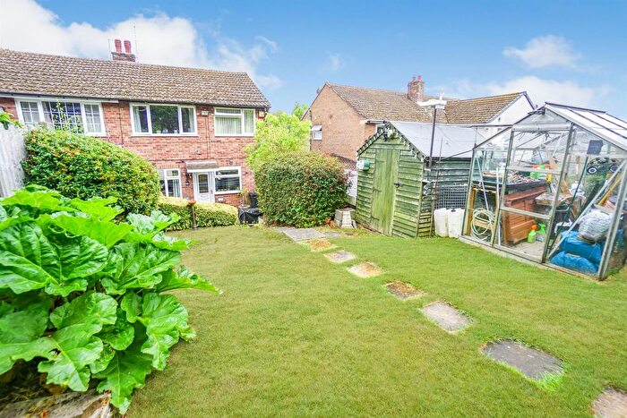 3 Bedroom Property For Sale In Hady Lane, Hady, Chesterfield, S41