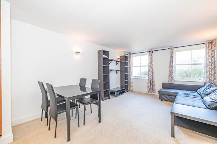 1 Bedroom Flat For Sale In Copperfield Court, New Dover Road, Canterbury, Kent, CT1