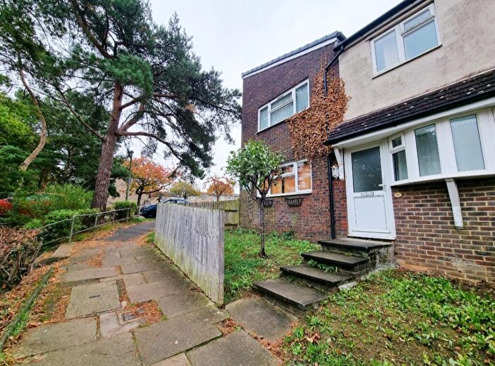 3 Bedroom House To Rent In Derby Way, Stevenage, SG1