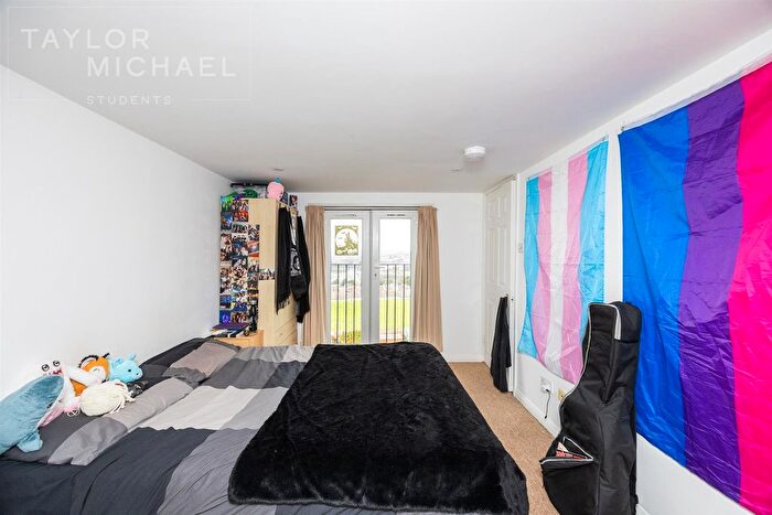 4 Bedroom Terraced House To Rent In Whichelo Place, Brighton, BN2