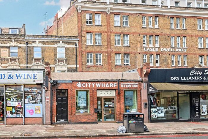 2 Bedroom Flat To Rent In City Road, Old Street, London, EC1V