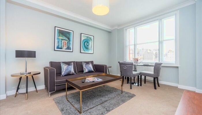 1 Bedroom Flat To Rent In Hill Street, London, W1J