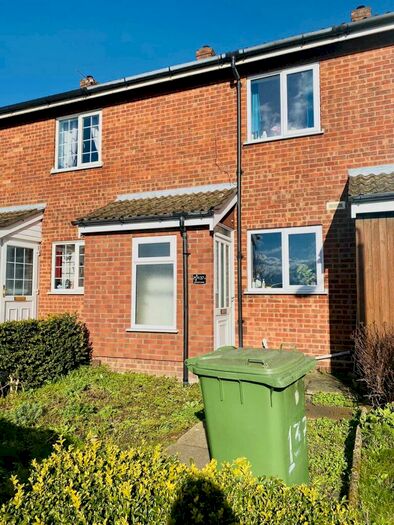 2 Bedroom House To Rent In School Lane, NR7