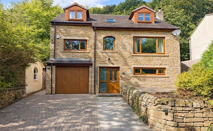 3 Bedroom Detached House For Sale In "Willowbank" Bankhouse Lane, Halifax, HX3