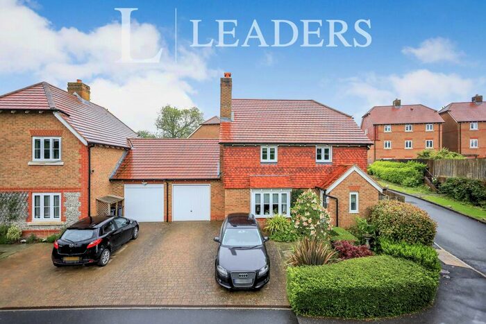 4 Bedroom Detached House To Rent In Reef Way, BN27