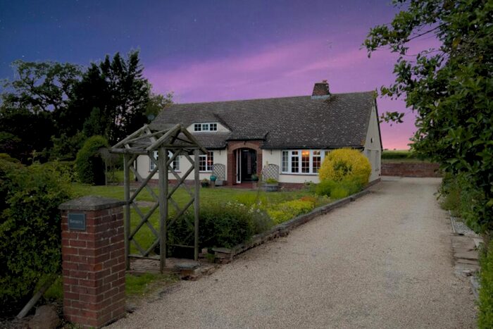 2 Bedroom Detached Bungalow For Sale In Ashdon Road, Radwinter, CB10