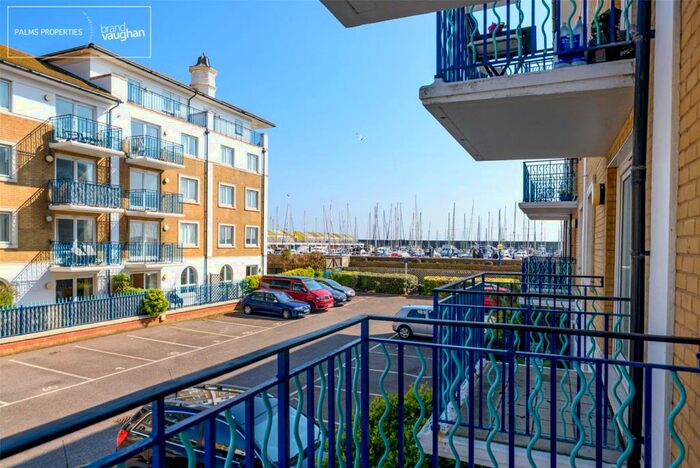 2 Bedroom Apartment To Rent In Collingwood Court, The Strand, Brighton, BN2