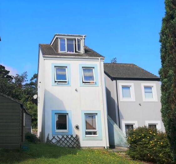 3 Bedroom Property To Rent In Ashfield Gardens, Falmouth, TR11