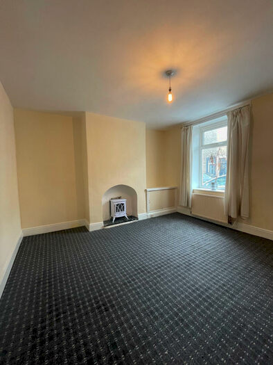 2 Bedroom House To Rent In Towneley Street, Burnley, BB10