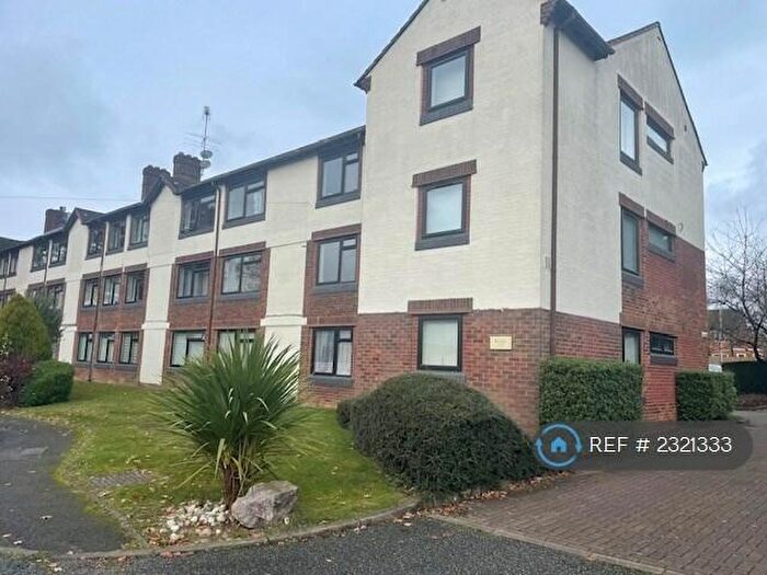 3 Bedroom Flat To Rent In Highmoor, Amersham, HP7