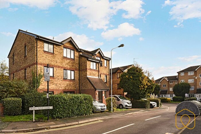 2 Bedroom Flat For Sale In Green Pond Close, London, E17