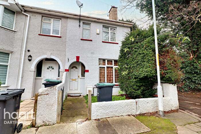 3 Bedroom End Of Terrace House For Sale In Detling Road, Gravesend, DA11