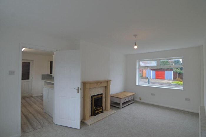 2 Bedroom Terraced House To Rent In Vale View, Nuneaton, CV10