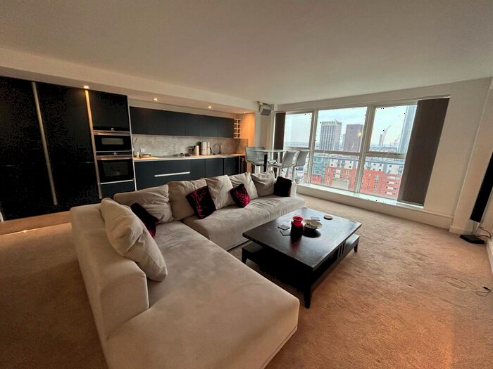 2 Bedroom Apartment To Rent In Queens College Chambers, Paradise Street, B1