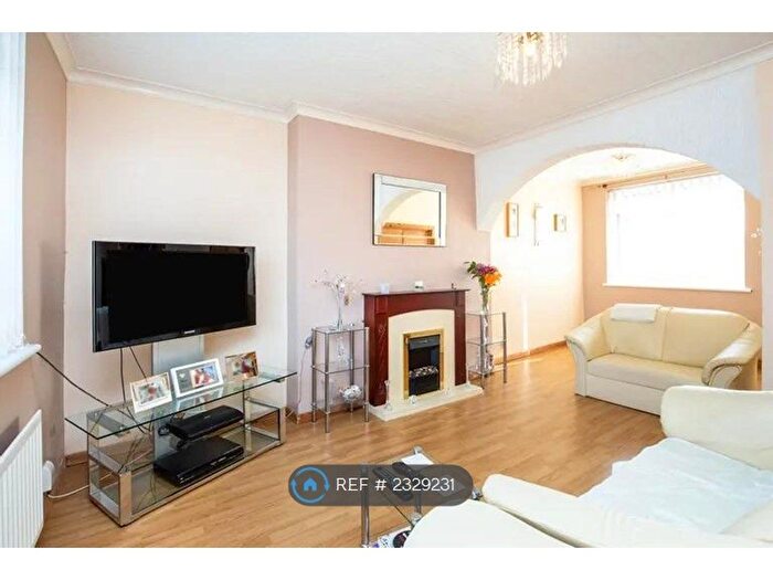 2 Bedroom Semi-Detached House To Rent In Lambton Road, Middlesbrough, TS4
