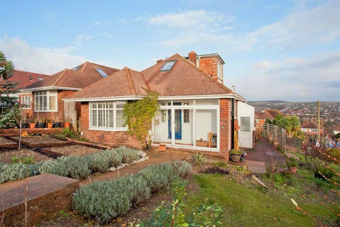 3 Bedroom Detached Bungalow To Rent In Fernwood Rise, Westdene, Brighton, BN1