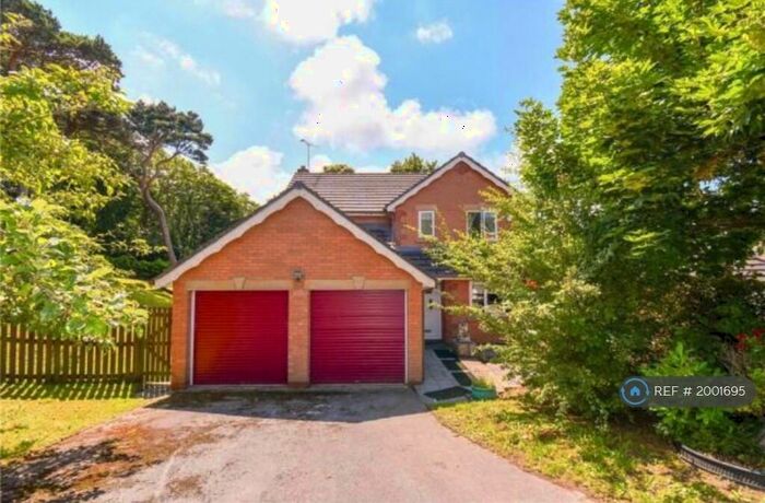 4 Bedroom Detached House To Rent In Bowgreen Close, Prenton, CH43