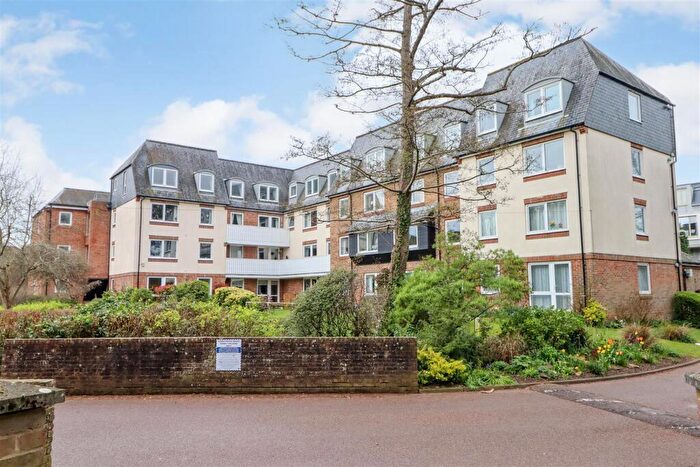 1 Bedroom Flat For Sale In Mill Bay Lane, Horsham, RH12