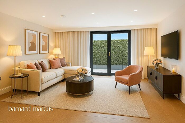 2 Bedroom Flat For Sale In Muswell Hill Broadway, London, N10