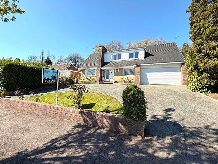 4 Bedroom Detached House For Sale In Berne Avenue, Westlands, Newcastle Under Lyme, Staffordshire, ST5
