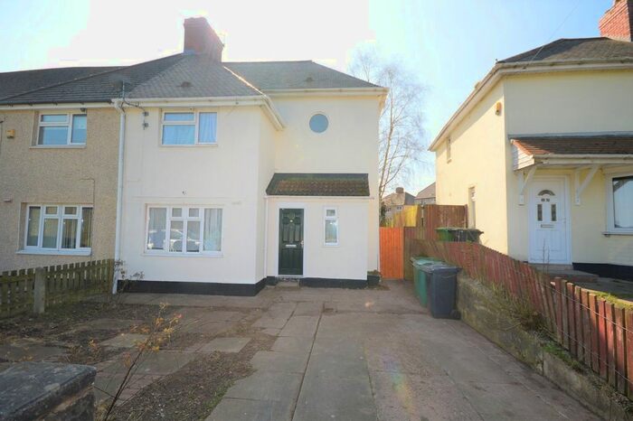 4 Bedroom Semi-Detached House To Rent In Tennyson Road, Wolverhampton, West Midlands, WV10