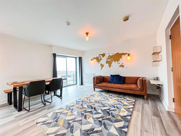 Studio To Rent In Islington Gates, Fleet Street, Birmingham, B3