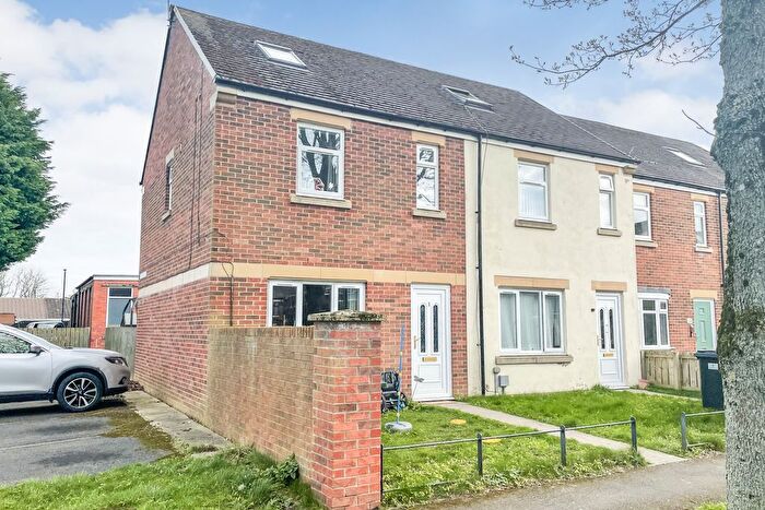 3 Bedroom End Of Terrace House For Sale In Ashfield Mews, Hazlerigg, Newcastle Upon Tyne, NE13