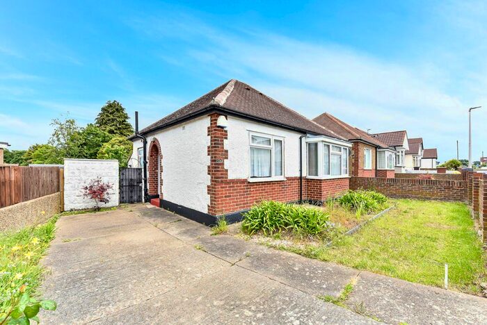 2 Bedroom Detached Bungalow To Rent In Gerrard Avenue, Rochester, Kent., ME1