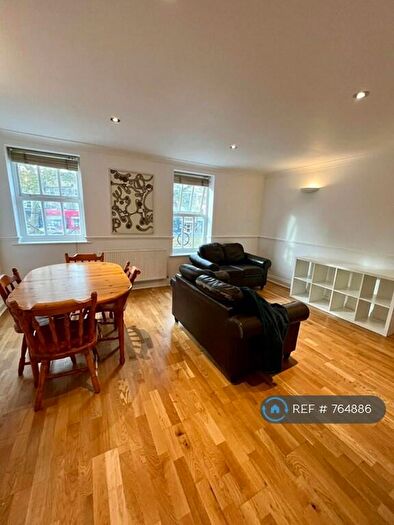 3 Bedroom Terraced House To Rent In London, London, SE15
