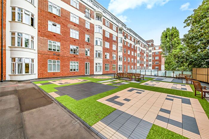 Studio For Sale In William Court, Hall Road, St John's Wood, London, NW8