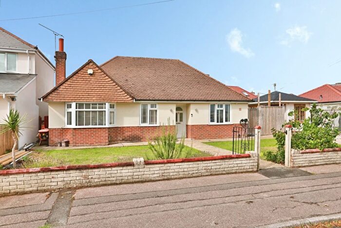 3 Bedroom Bungalow For Sale In Romney Road, Bournemouth, Dorset, BH10