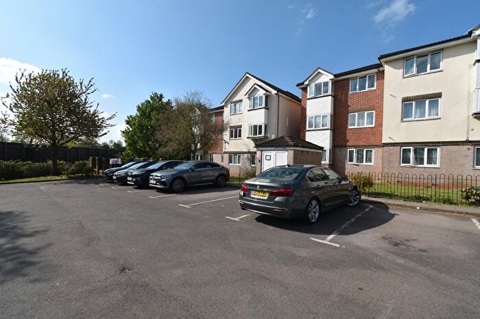 1 Bedroom Flat For Sale In Debham Court, Pinemartin Close, London, NW2