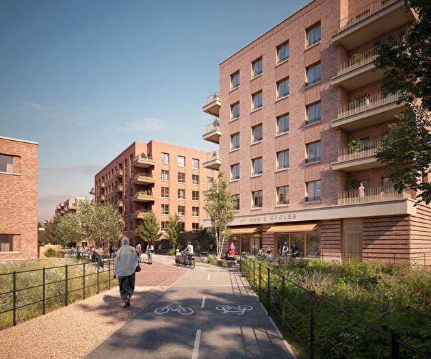 3 Bedroom Flat For Sale In North Gate Park, St Ann's Road, Haringey, N15