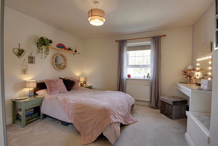 4 Bedroom Detached House For Sale In Greenfield Avenue, Hessle, HU13