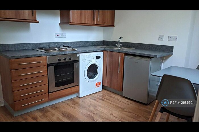 1 Bedroom Flat To Rent In Osbourne Road, Manchester, M19