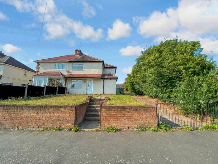 3 Bedroom Semi-Detached House To Rent In Bryce Road, Brierley Hill, DY5