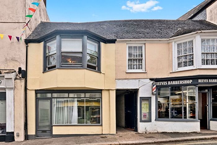 4 Bedroom Terraced House For Sale In Higher Market Street, Penryn, TR10