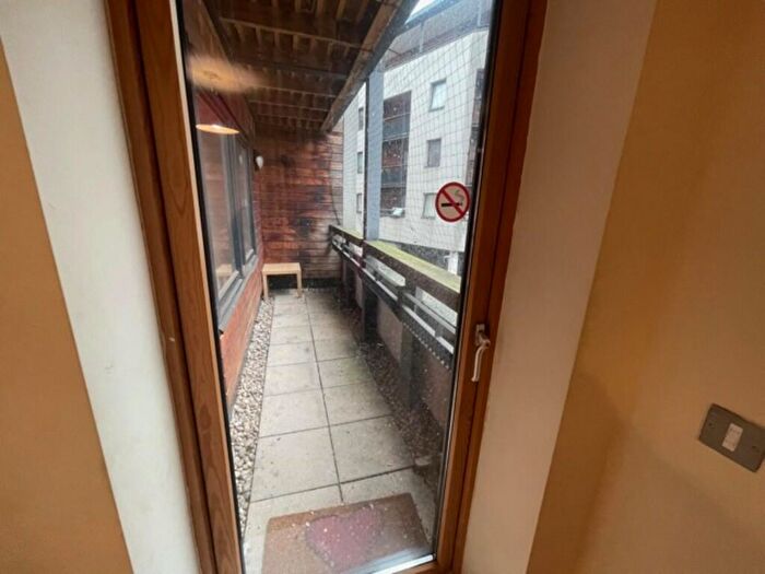 2 Bedroom Apartment To Rent In Abbey Court, Priory Place, CV1