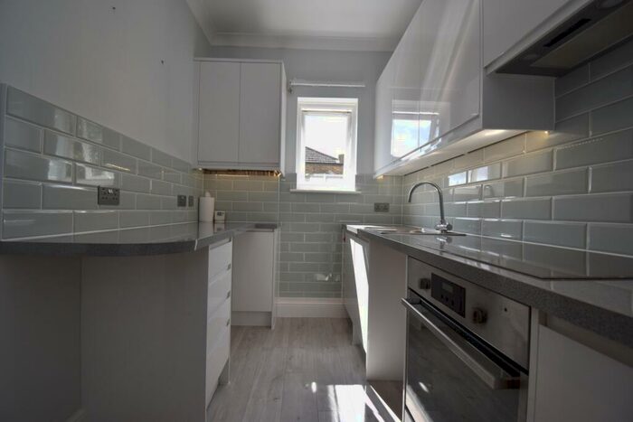 1 Bedroom Flat To Rent In Wellmeadow Road London, SE6