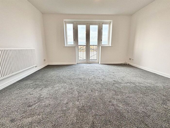 3 Bedroom Terraced House For Sale In Applecross Close, Borstal, Rochester, ME1
