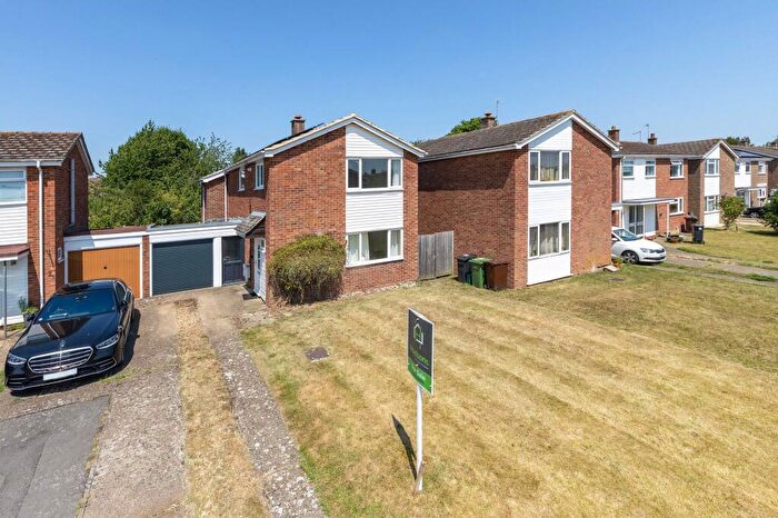 3 Bedroom Detached House For Sale In Westfield Road, Long Wittenham, OX14