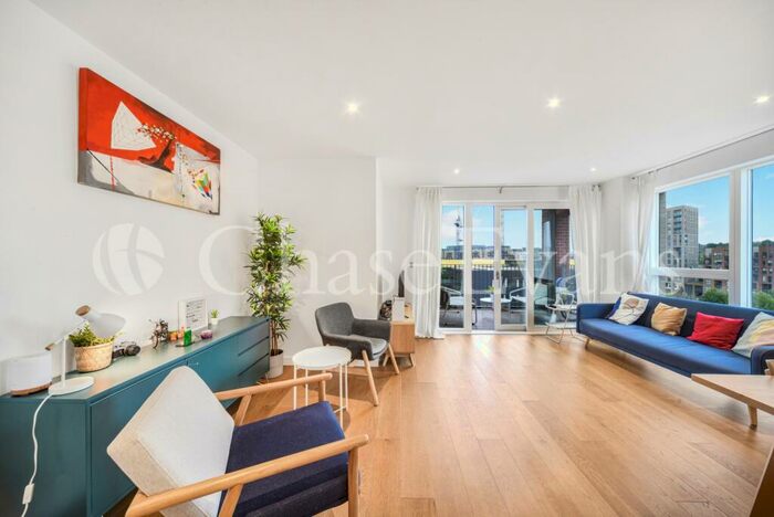 3 Bedroom Flat For Sale In Lismore Boulevard, Colindale Gardens, Colindale, London, NW9