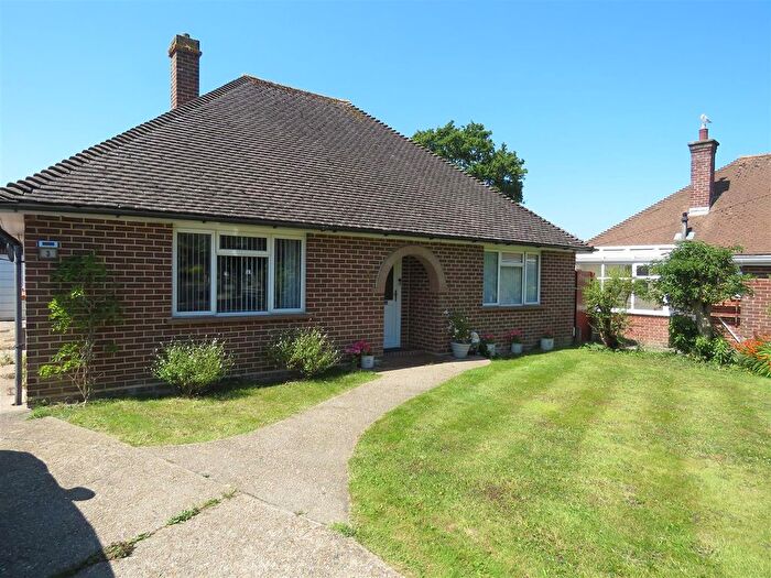 2 Bedroom Detached Bungalow To Rent In Crossmead Avenue, New Milton, BH25