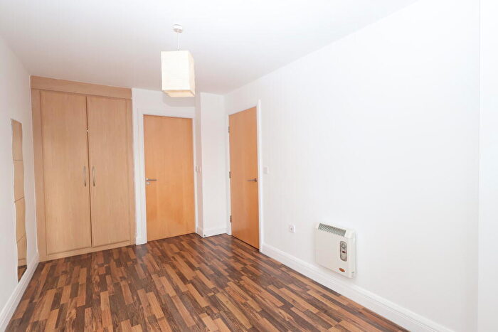2 Bedroom Flat For Sale In Withington Road, M16