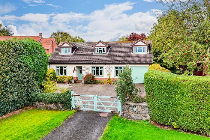 4 Bedroom Detached Bungalow For Sale In Grimesgate, Diseworth, Derbyshire, DE74